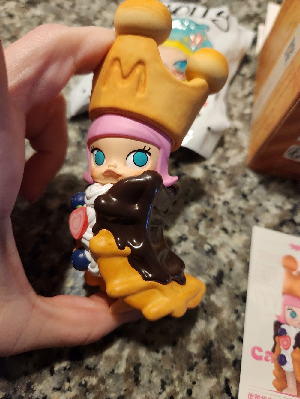 Pop Mart Molly Baking Time Carb Lover Series Blind Box Figure Elegant Waffle - Picture 2 of 11